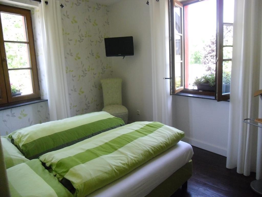 Vakantiehuis "Het Rode Huis" Трейс-Карден Екстериор снимка